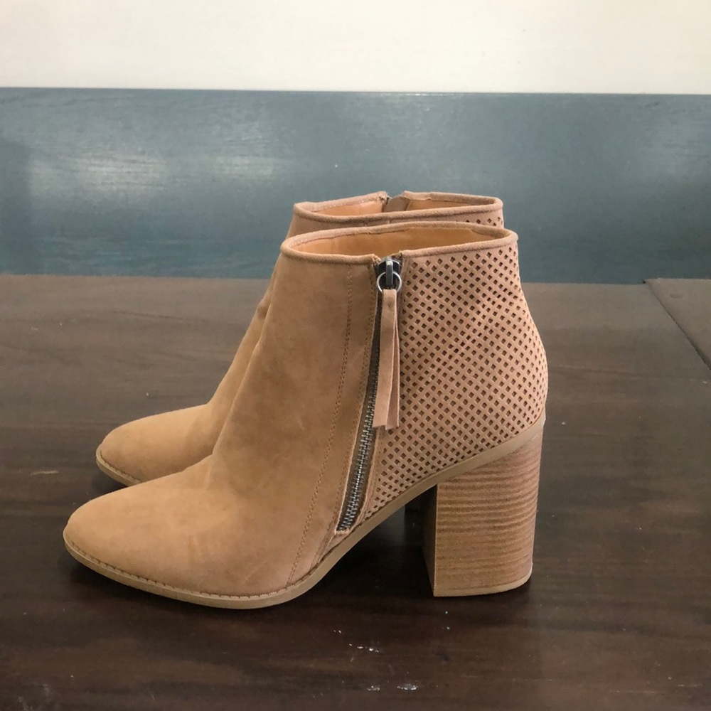 Universal Thread suede booties - Picture 3 of 5